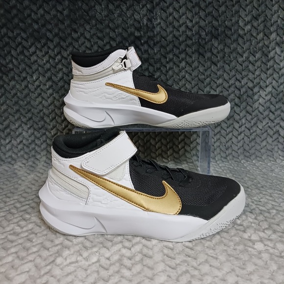 nike gold flyease